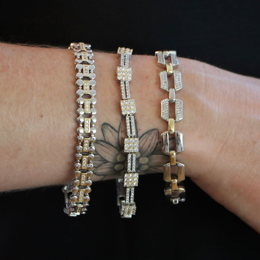 Cuadrado Radiant Elegance Bracelet