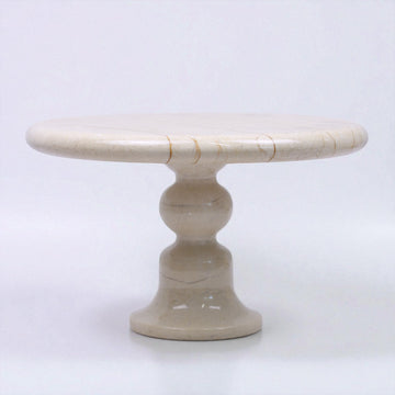 Alba Pedestal - Tortenständer aus massivem beigem Marmor