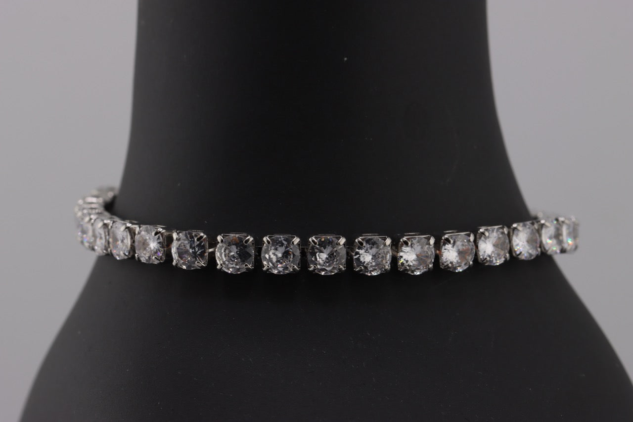 "Radiant Elegance Stony captured Bracelet"