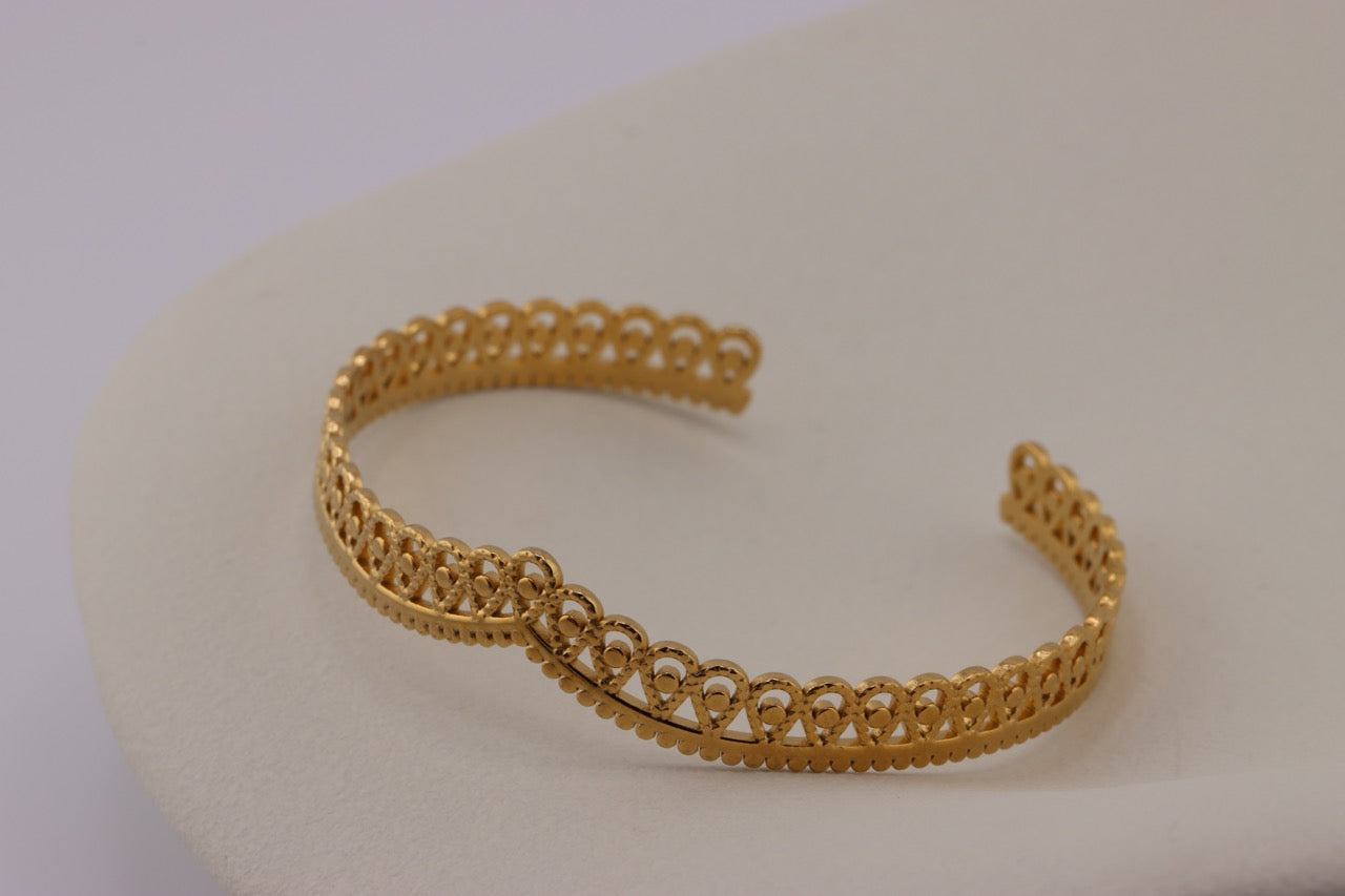 "Golden Crown Bracelet"