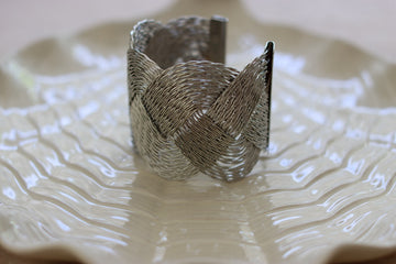 Silver Weave - Flechtarmreif Metallic Look