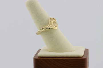 Golden Wave Elegance Ring