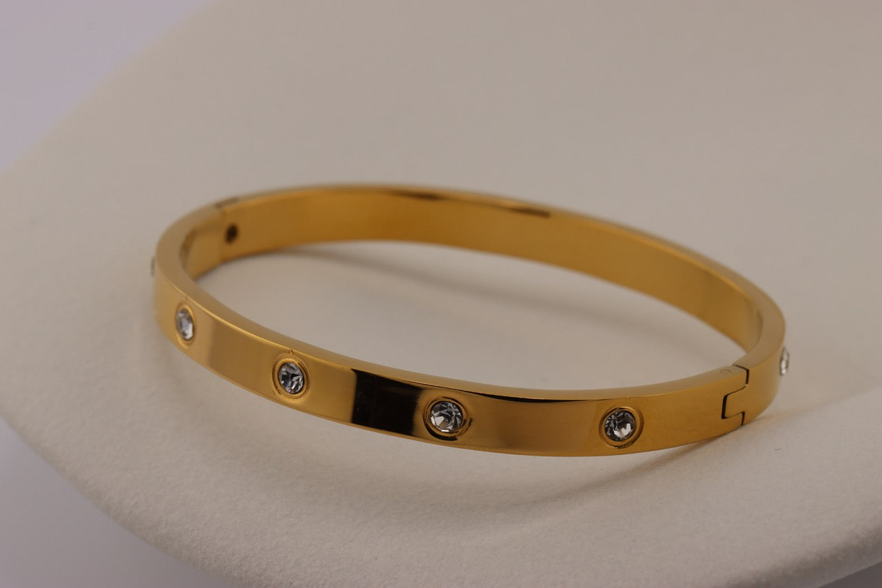 Textured Dome Gold Bracelet – Bold Design
