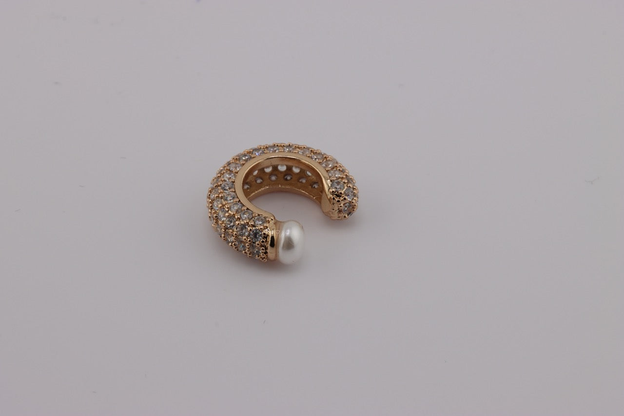 "Celestial Pearl Cuff Gold"