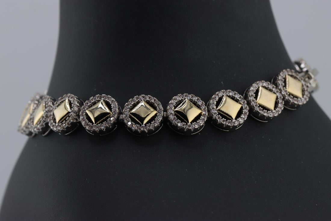 "Rhombus Elegance Bracelet"