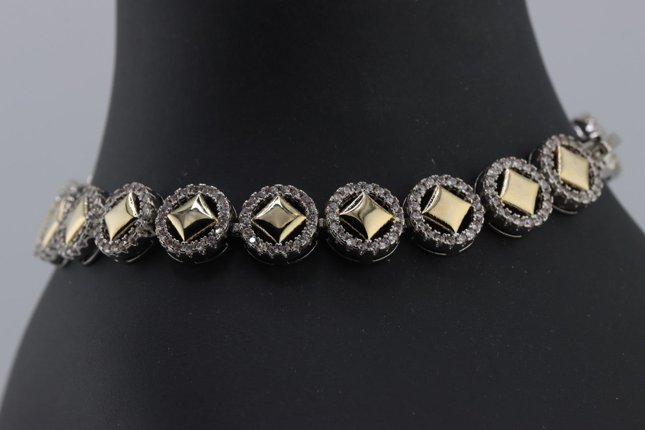 "Rhombus Elegance Bracelet"