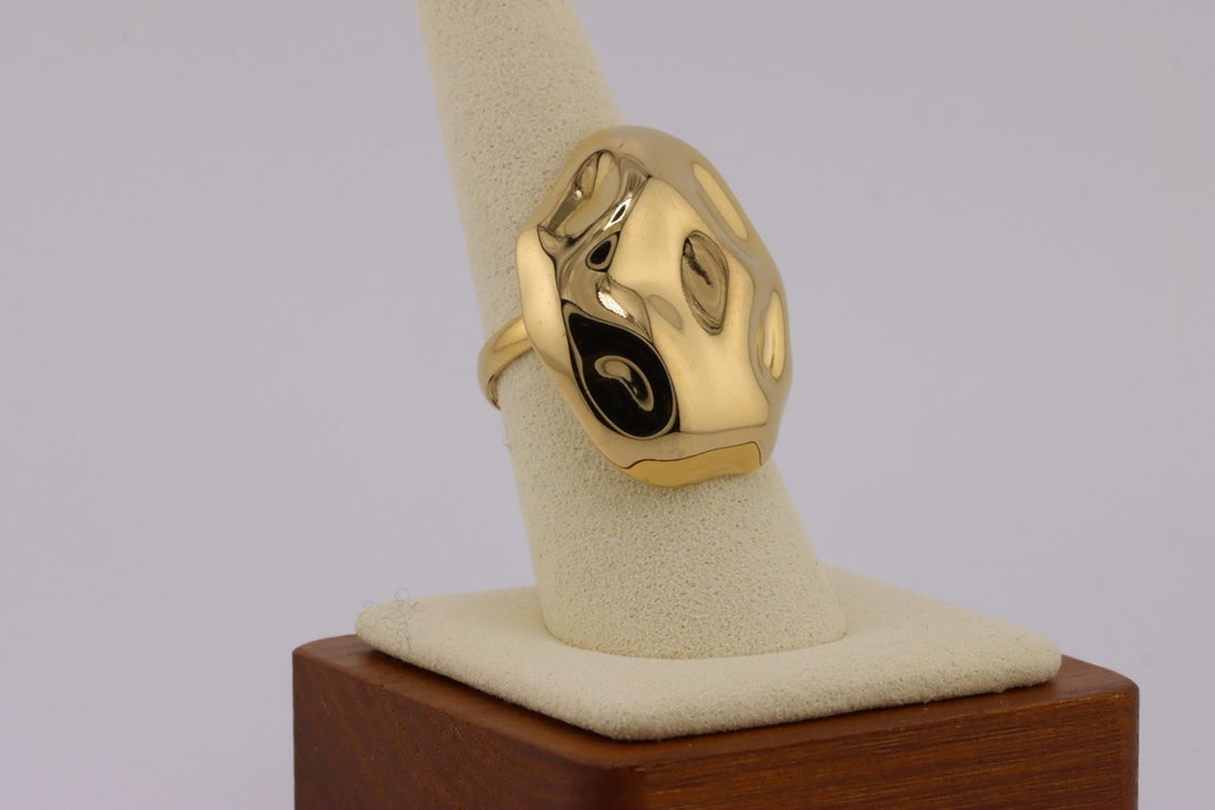Golden Elegance Ring