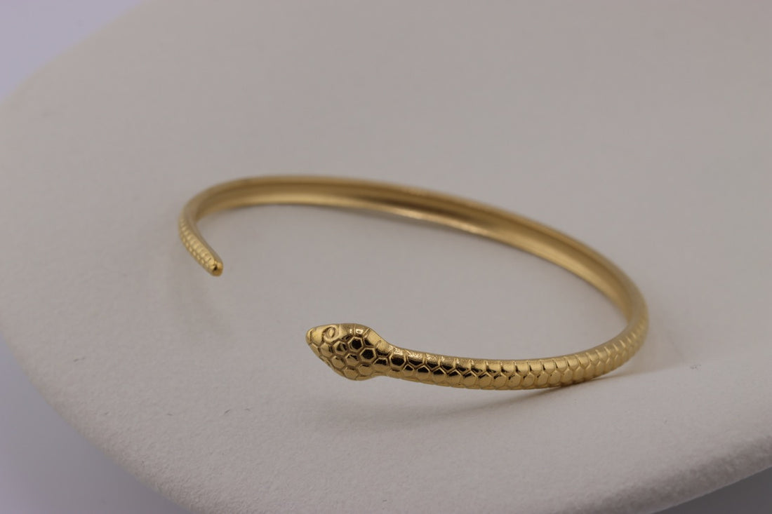 Minimalist Smooth Gold Cuff