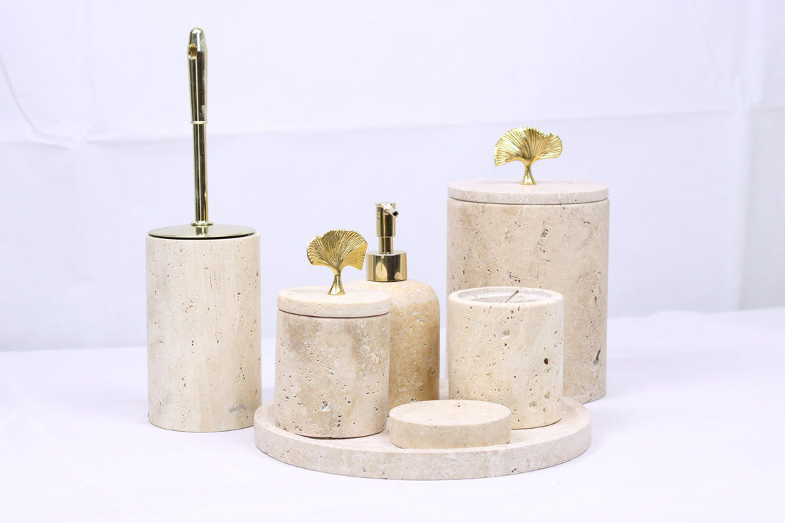 Terra Ginko – 7-teiliges Badset aus Travertin