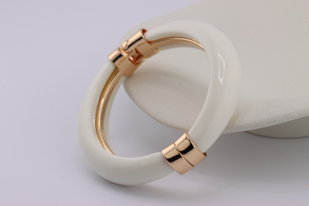 "White Eternal Elegance Bracelet"