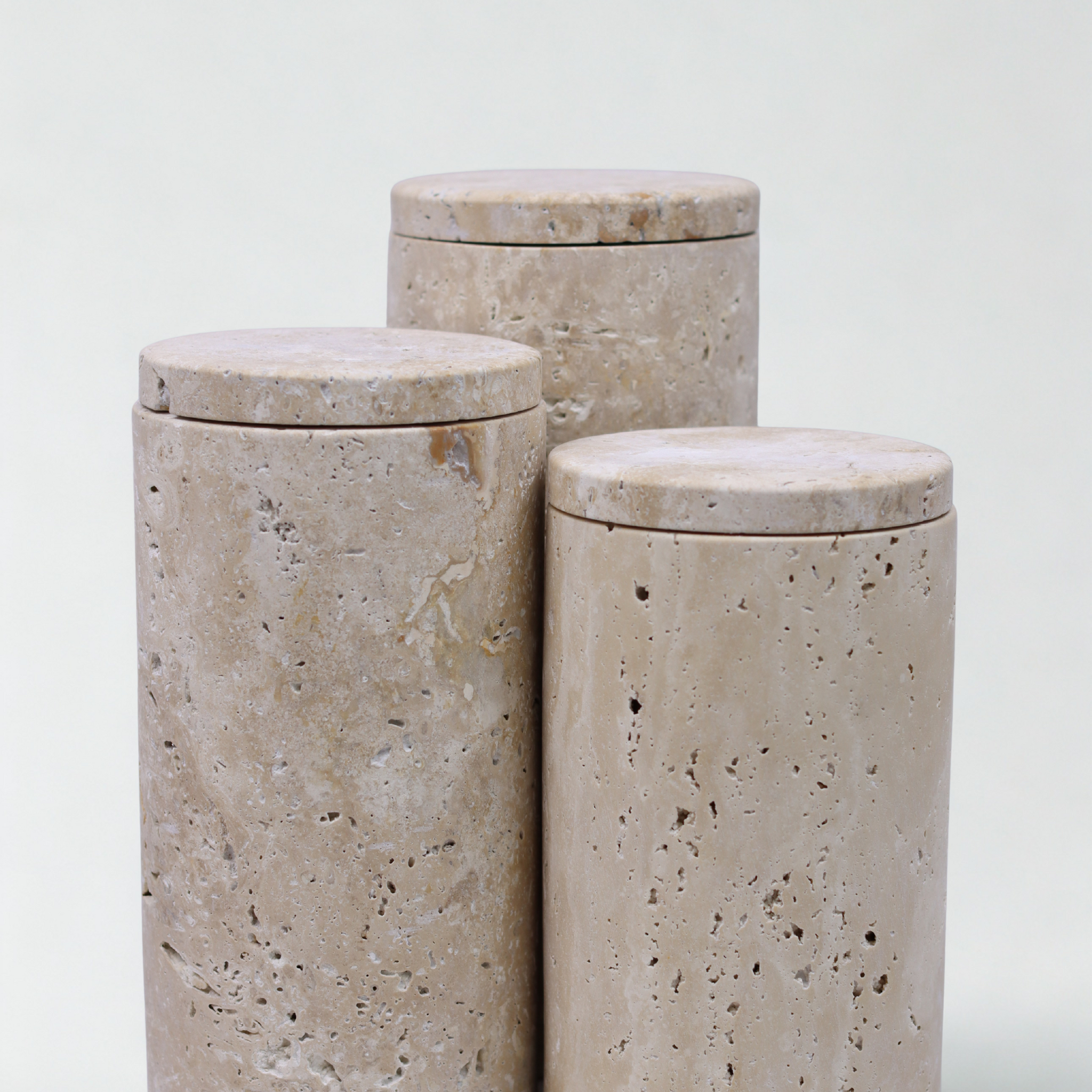 Petra Canisters - Behälterset aus massivem Travertin