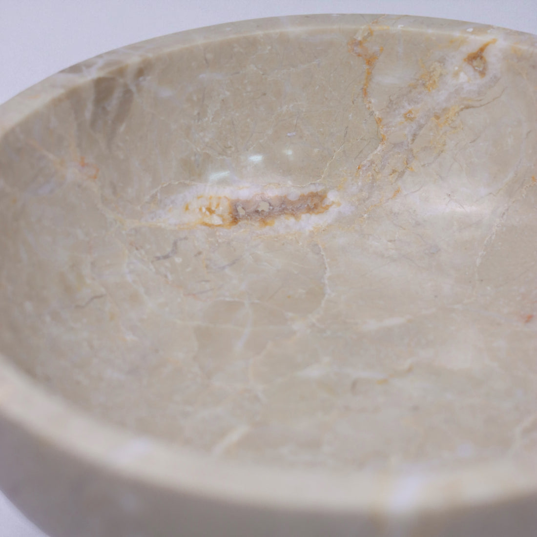 Solon Aurea - Schale aus beigem Marmor