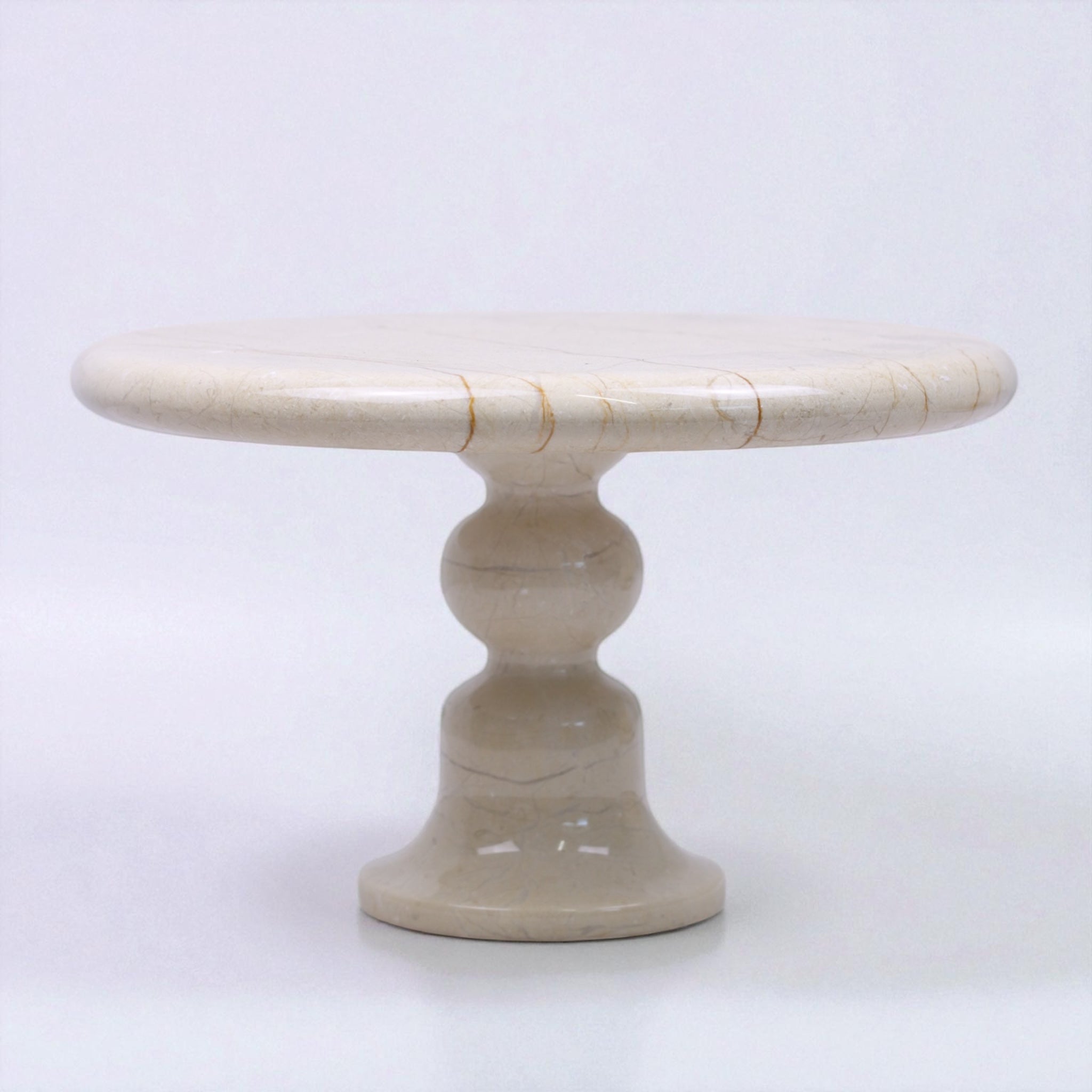 Alba Pedestal - Tortenständer aus massivem beigem Marmor