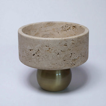 Aurum Terra - Schale aus Travertin und grünem Edelmetall