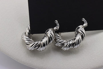 Eternal Twist Hoops