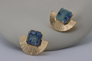 Sunlit Elegance: Azure