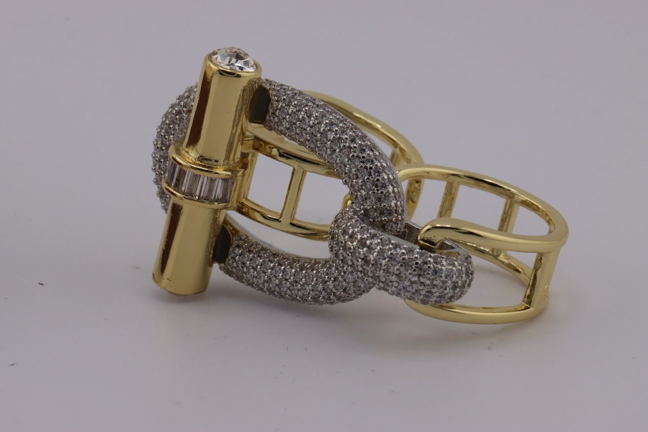 Golden Embrace Deluxe Ring