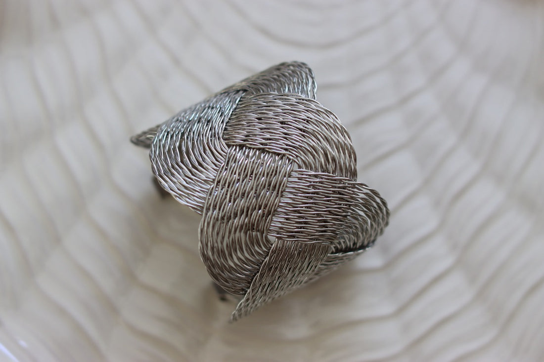 Silver Weave - Flechtarmreif Metallic Look