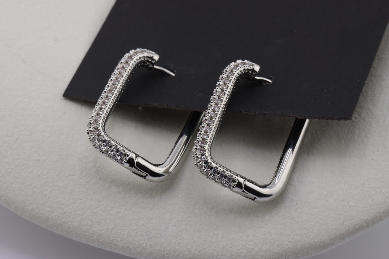 Radiant Geometric Elegance Earrings
